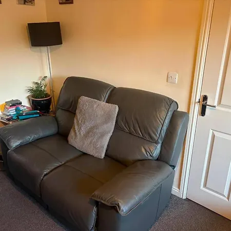 Holiday home Perfect Base For Leeds, York Selby