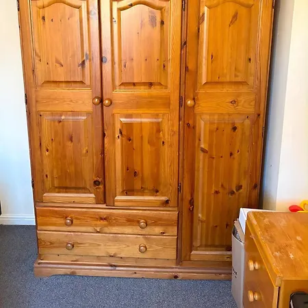 Perfect Base For Leeds, York Selby *